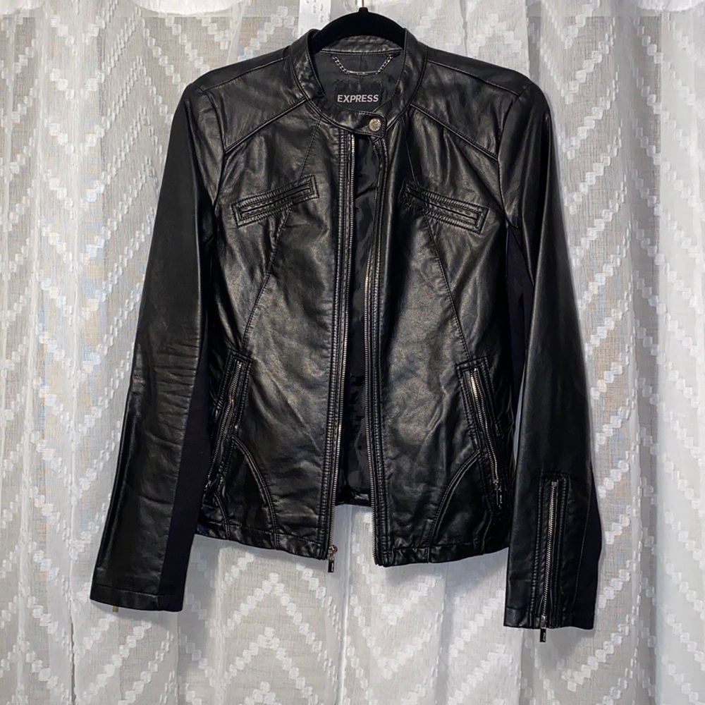 Express Minus The Leather Jacket M
